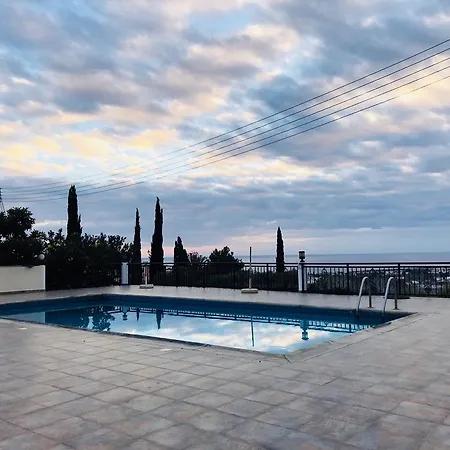 Villa Trouzini 2 *