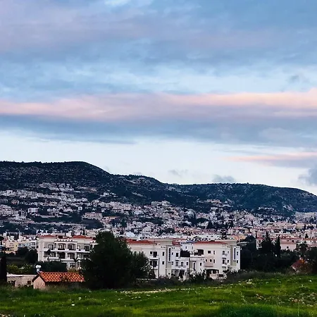 Trouzini 2 * Peyia