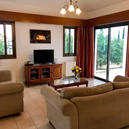 Villa Trouzini 2 *