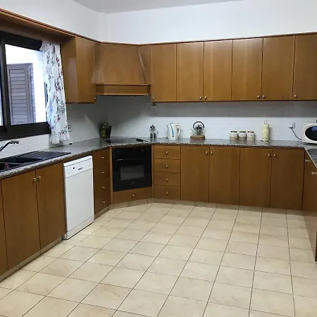 Villa Trouzini 2 *