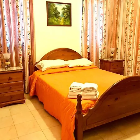 Trouzini 2 * 페이야